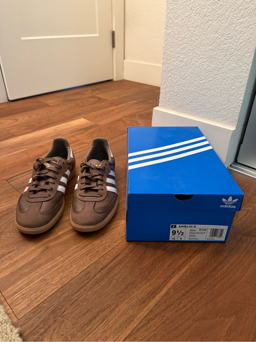 Adidas Samba OG Women’s Sneakers - Brown / White